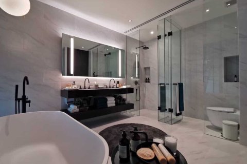 Condo in Bangkok, Thailand, 1 bedroom  № 166931 - photo 3