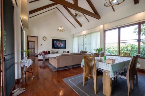 House in Chiang Mai, Thailand 3 bedrooms № 155391 - photo 4