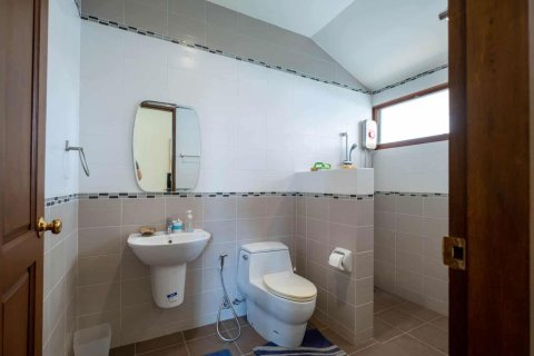 House in Chiang Mai, Thailand 3 bedrooms № 155391 - photo 22