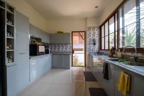 House in Chiang Mai, Thailand 3 bedrooms № 155391 - photo 10