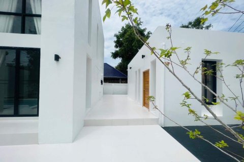 Villa in Chiang Mai, Thailand 5 bedrooms № 155387 - photo 6