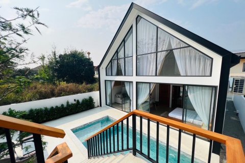 Villa in Chiang Mai, Thailand 3 bedrooms № 155388 - photo 1