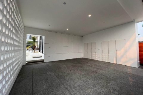 Villa in Chiang Mai, Thailand 3 bedrooms № 155388 - photo 14