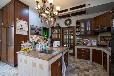 Maison à Chiang Mai, Thaïlande 5 chambres № 155393 - photo 17