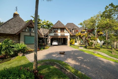 Maison à Chiang Mai, Thaïlande 5 chambres № 155393 - photo 4