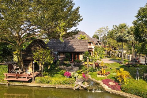 Maison à Chiang Mai, Thaïlande 5 chambres № 155393 - photo 1