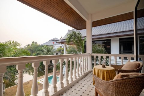 Villa in Chiang Mai, Thailand 5 bedrooms № 155392 - photo 7