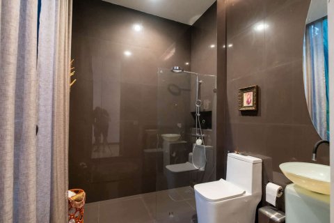 Villa in Chiang Mai, Thailand 5 bedrooms № 155392 - photo 22