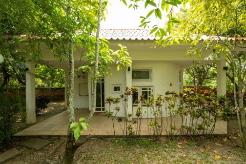 House in Chiang Mai, Thailand 4 bedrooms № 155389 - photo 1