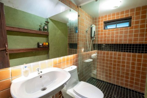 House in Chiang Mai, Thailand 4 bedrooms № 155389 - photo 17