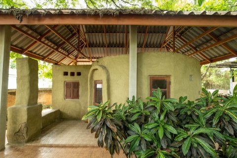 House in Chiang Mai, Thailand 4 bedrooms № 155389 - photo 2