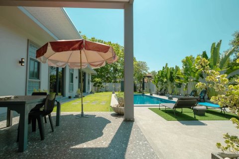 Villa in Chiang Mai, Thailand 4 bedrooms № 155390 - photo 5