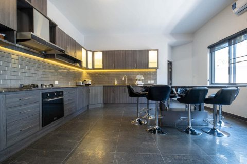 Villa in Chiang Mai, Thailand 4 bedrooms № 155390 - photo 12