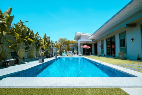 Villa in Chiang Mai, Thailand 4 bedrooms № 155390 - photo 3