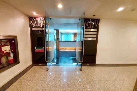 Office à Bangkok, Thaïlande 210 m2 № 157724 - photo 15