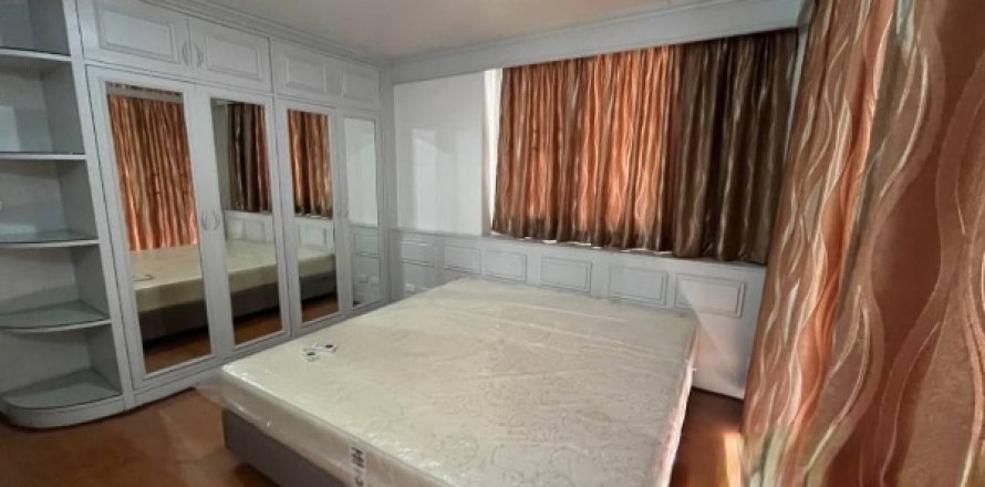 Condo in Bangkok, Thailand, 2 bedrooms № 157725