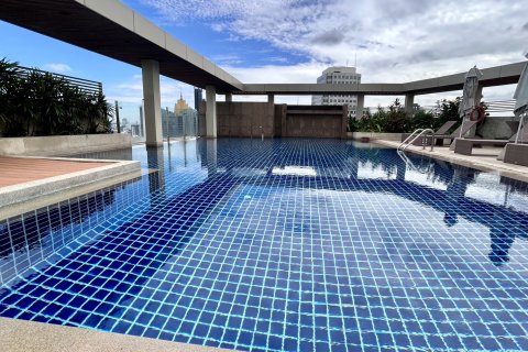 Condo in Bangkok, Thailand, 2 bedrooms № 157727 - photo 23