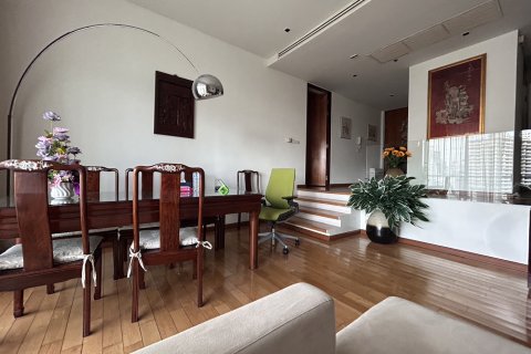 Condo in Bangkok, Thailand, 2 bedrooms № 157727 - photo 28
