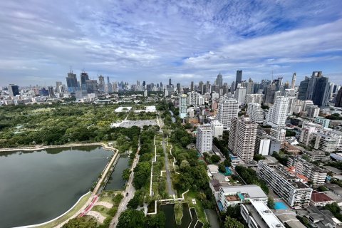 Condo in Bangkok, Thailand, 2 bedrooms № 157727 - photo 22