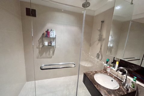 Condo in Bangkok, Thailand, 2 bedrooms № 157727 - photo 9