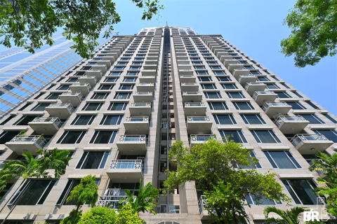 Condo in Bangkok, Thailand, 2 bedrooms № 184478 - photo 9