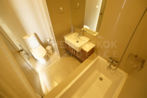 Condo à Bangkok, Thaïlande, 2 chambres  № 184480 - photo 4