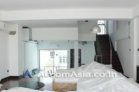 Adosado de 3 dormitorios en Watthana, Bangkok, Tailandia № 214470 - foto 14