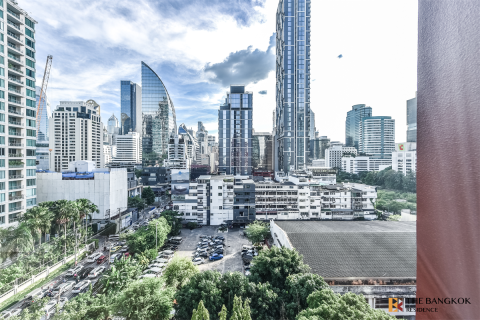 Condo in Bangkok, Thailand, 3 bedrooms  № 185782 - photo 3
