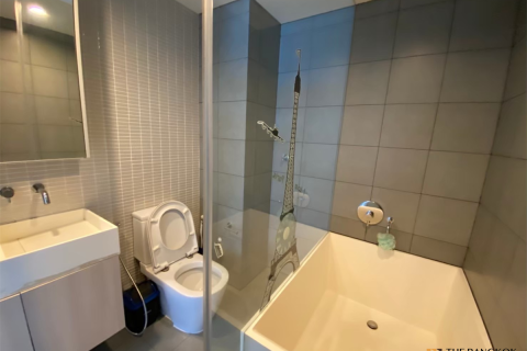 Condo à Bangkok, Thaïlande, 2 chambres  № 188065