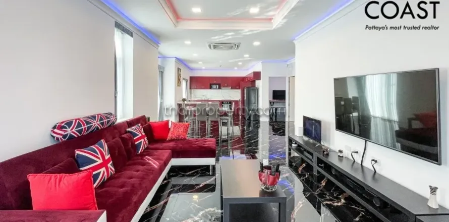 Casa de 4 dormitorios en Pattaya, Tailandia № 213128