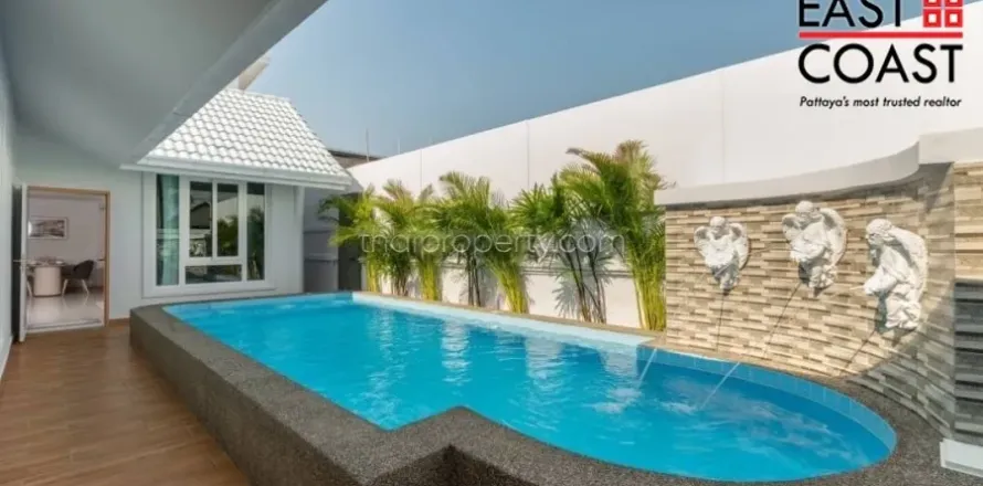 Casa de 4 dormitorios en Pattaya, Tailandia № 213124