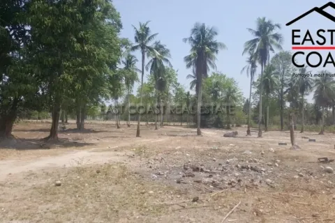 Terreno en Pattaya, Tailandia № 213126 - foto 4