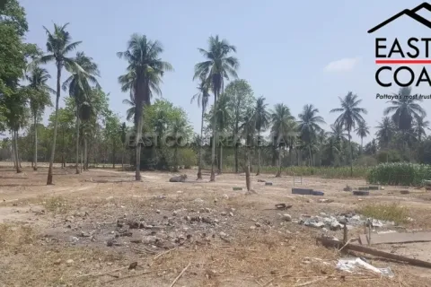 Terreno en Pattaya, Tailandia № 213126 - foto 3