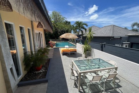 Villa in Ko Samui, Thailand 2 bedrooms № 180158 - photo 11