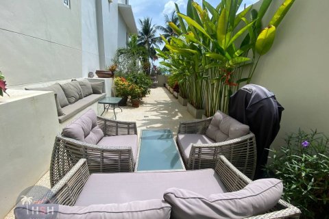 Condo in Ko Samui, Thailand, 3 bedrooms № 180152 - photo 17