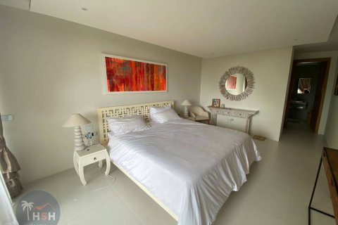 Condo in Ko Samui, Thailand, 3 bedrooms № 180152 - photo 9