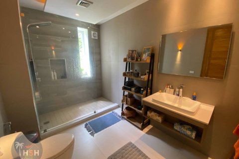 Condo in Ko Samui, Thailand, 3 bedrooms № 180152 - photo 7