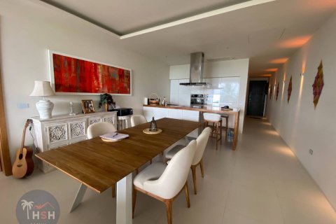 Condo in Ko Samui, Thailand, 3 bedrooms № 180152 - photo 4