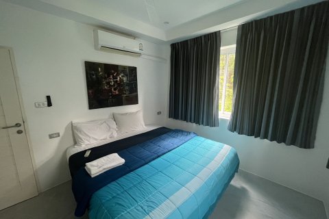 Townhouse on Chaweng Beach, Ko Samui, Thailand 3 bedrooms № 180157 - photo 13