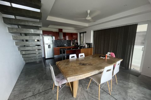 Townhouse on Chaweng Beach, Ko Samui, Thailand 3 bedrooms № 180157 - photo 6