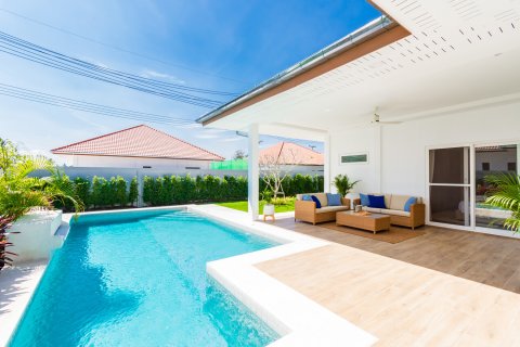 Villa in Hua Hin, Thailand 3 Schlafzimmer № 221789 - Foto 3