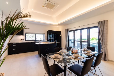Villa in Hua Hin, Thailand 3 Schlafzimmer № 221788 - Foto 24