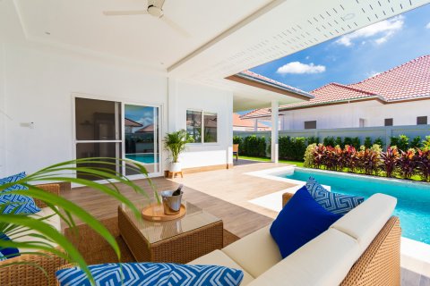 Villa in Hua Hin, Thailand 2 Schlafzimmer № 221790 - Foto 2