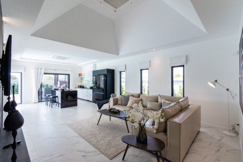 Villa in Hua Hin, Thailand 3 Schlafzimmer № 221786 - Foto 20