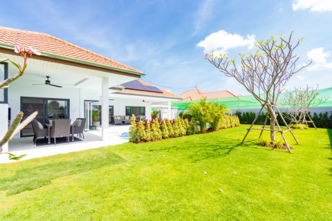 Villa in Hua Hin, Thailand 3 Schlafzimmer № 221786 - Foto 5