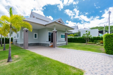 Villa in Hua Hin, Thailand 3 Schlafzimmer № 221791 - Foto 3