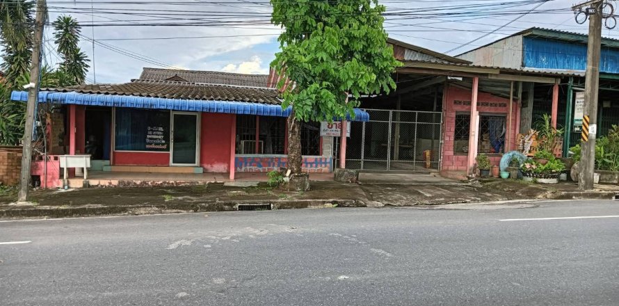 House in Krabi, Thailand 4 bedrooms № 144787