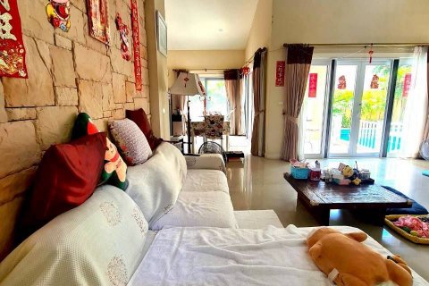 Вилла в Паттайе, Таиланд с 3 спальнями  № 144789 - фото 4