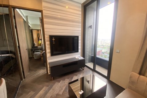 Studio in the Condo in Khlong Toei, Bangkok, Thailand  № 144790 - photo 3