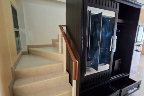 Townhouse in Hua Hin, Thailand 5 bedrooms № 146001 - photo 5